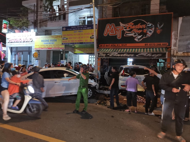 Nữ tài xế say xỉn lái "xe điên", tông tử vong 2 mẹ con ở Vũng Tàu không có bằng lái- Ảnh 1.