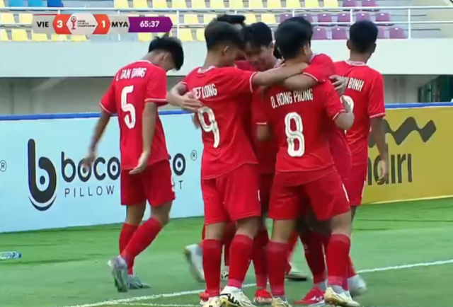 Thắng 5-1 Myanmar, tuyển Việt Nam giành vé vào bán kết với ngôi đầu bảng- Ảnh 1.