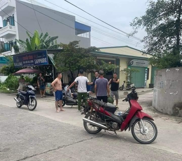 Án mạng ở Hải Dương: Nghi vấn ghen tuông truy sát bố mẹ "tình địch", 1 người tử vong- Ảnh 1.