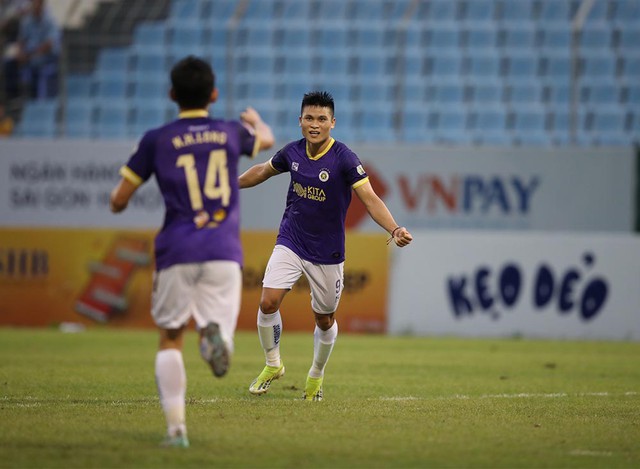 Đội hình Việt Nam vs Philippines: HLV Kim Sang-sik không mạo hiểm, 10 "ngôi sao Hàng Đẫy" đá chính?- Ảnh 3.