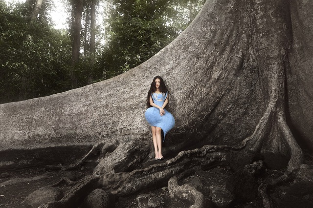 Hoa hậu Bella Vũ hoá nàng tiên rừng bí ẩn trong thiết kế độc bản của Huỳnh Thức- Ảnh 3. Hoa hậu Bella Vũ hoá nàng tiên rừng bí ẩn trong thiết kế độc bản của Huỳnh Thức- Ảnh 3.