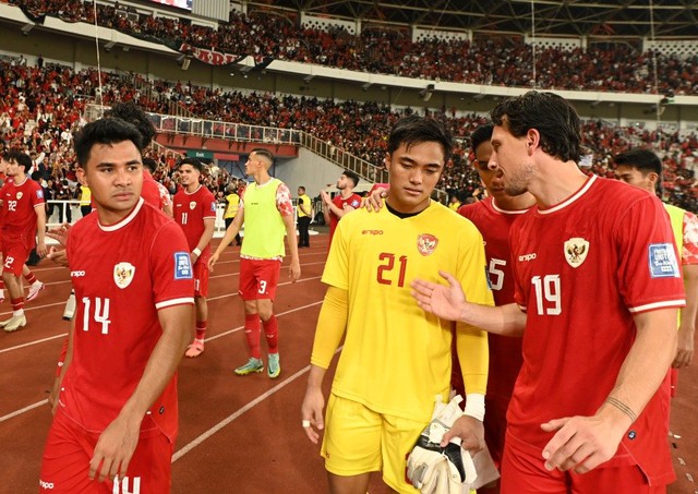 Thua tan tác, HLV Indonesia lắc đầu: “Tôi cũng bối rối không biết phải nói gì”- Ảnh 2. Thua tan tác, HLV Indonesia lắc đầu: “Tôi cũng bối rối không biết phải nói gì”- Ảnh 2.