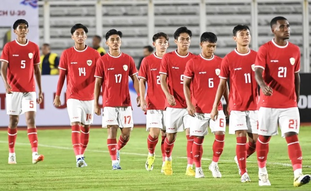 Indonesia thua trắng 0-4 khiến CĐV thêm ngao ngán sau thất bại đáng trách của đội nhà - Ảnh 2.