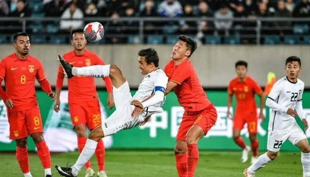 Hôm nay, tuyển Thái Lan sẽ gục ngã trước Trung Quốc và chính thức bị loại sớm?- Ảnh 1. Hôm nay, tuyển Thái Lan sẽ gục ngã trước Trung Quốc và chính thức bị loại sớm?- Ảnh 1.