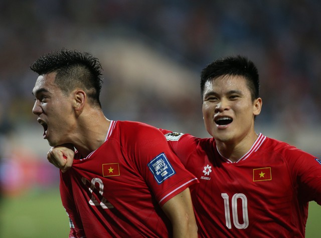 Tiến Linh tiết lộ chỉ đạo bước ngoặt của HLV Kim Sang-sik, bật mí bí quyết xé lưới Philippines- Ảnh 2. Tiến Linh tiết lộ chỉ đạo bước ngoặt của HLV Kim Sang-sik, bật mí bí quyết xé lưới Philippines- Ảnh 2.