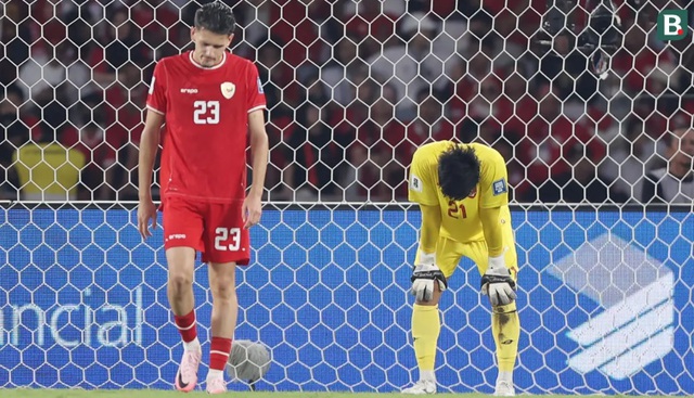 Thủ môn Indonesia đờ đẫn, suy sụp tinh thần vì mắc sai lầm khiến đội nhà bại trận- Ảnh 3.