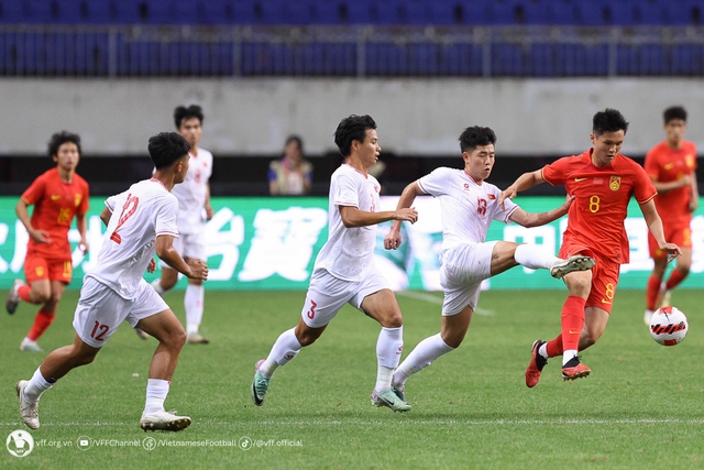 U19 Việt Nam có màn trình diễn đầy quả cảm trước U19 Hàn Quốc- Ảnh 4.