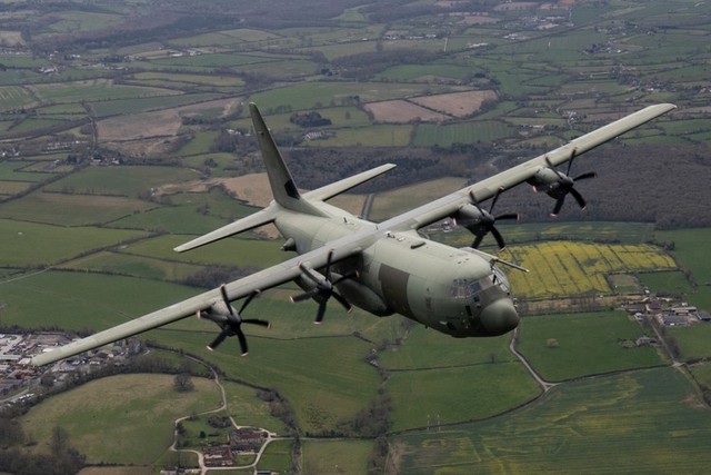 Vận tải cơ C-130J đã ngừng hoạt động của Anh rơi vào tình thế 'cháy hàng' - Ảnh 7.