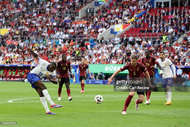 Pháp 1-0 Bỉ: "Gà trống Gô-loa" giành vé vào tứ kết- Ảnh 1.