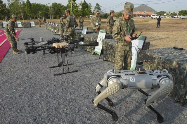 Các cường quốc chạy đua trang bị 'robot sát thủ': Trung Quốc nhanh hơn Mỹ 4-5 lần- Ảnh 1.