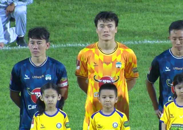 CLB CAHN và HAGL thất thế, không tranh được thủ môn Việt kiều với đội "đại gia" V.League?- Ảnh 2.