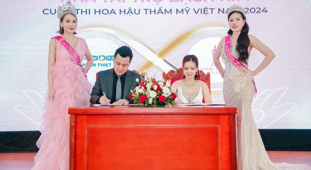 Miss Cosmetic Vietnam 2024 trao sash cho thí sinh và đại sứ phía Bắc- Ảnh 2.