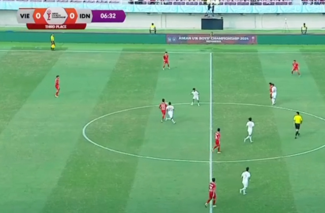 TRỰC TIẾP Việt Nam 0-5 Indonesia: "Mưa bàn thắng" dành cho tuyển Indonesia- Ảnh 4.