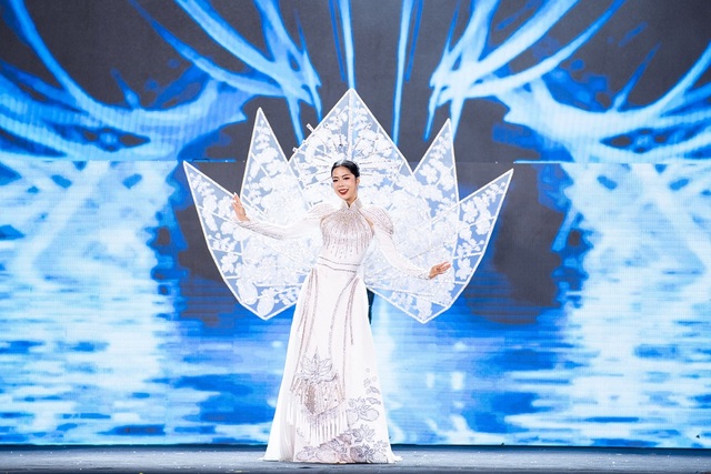 Những thiết kế ấn tượng tại đêm thi Trang phục Văn hóa Dân tộc của Miss Grand Vietnam 2024- Ảnh 23.