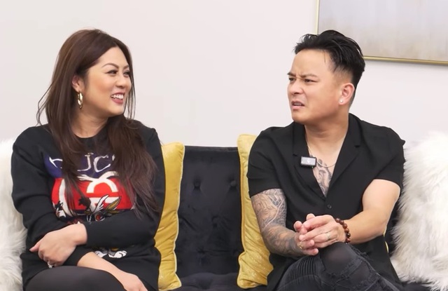 Một nam ca sĩ quỳ trước bố mẹ vợ để xin cưới: “Họ lúc đó ghét tôi lắm"- Ảnh 1.