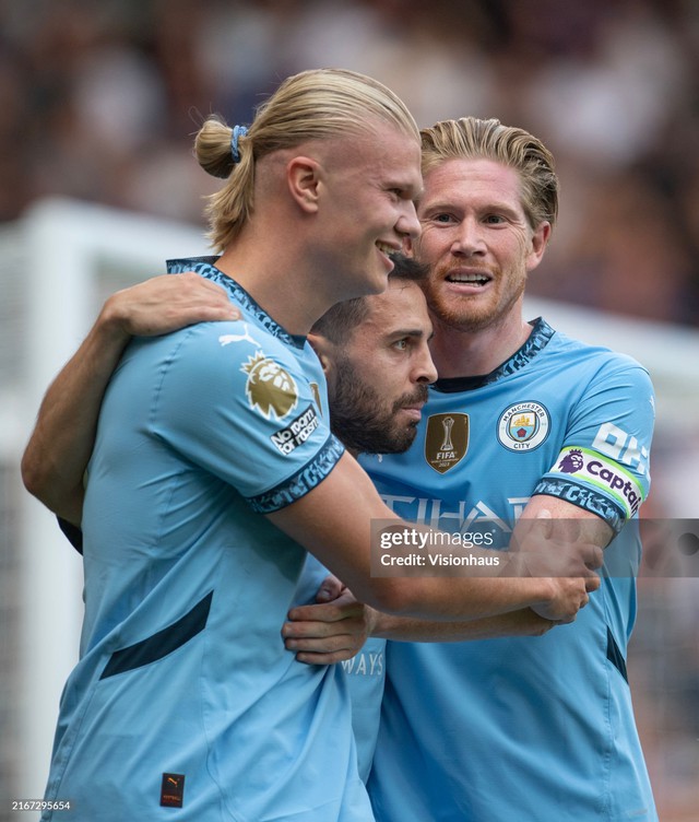 "Máy cày" Haaland ủi đổ hàng thủ Chelsea, Man City bỏ túi 3 điểm ngày ra mắt Premier League 2024/25 - Ảnh 2.