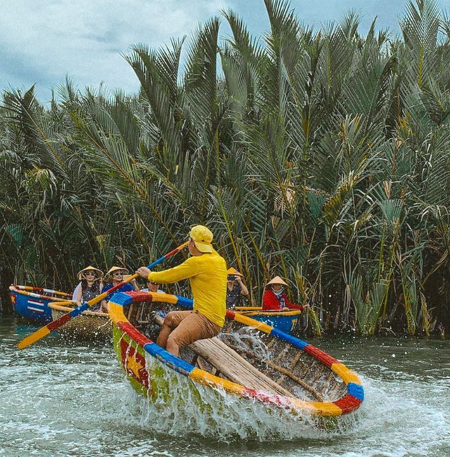 Chuyến đi thuyền ở miền Trung lọt danh sách "tuyệt vời nhất thế giới": Giá vé chưa đến 100.000 đồng/người - Ảnh 7.