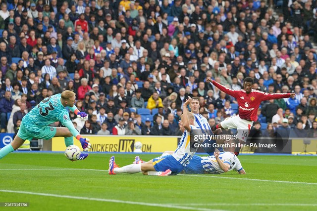 3 lần đưa bóng vào lưới, Man United vẫn phải nhận kết quả đắng ngắt ở Ngoại hạng Anh- Ảnh 4.