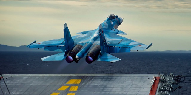 Su-33: Chiến đấu cơ 'hẩm hiu' nhất thế giới- Ảnh 1.