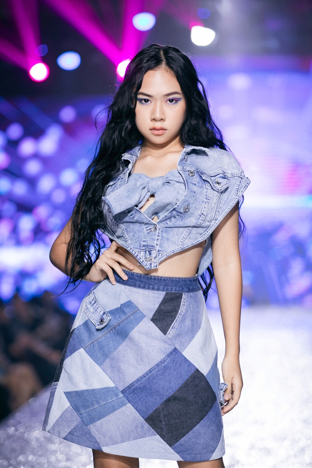 500 người mẫu trình diễn tại sự kiện thời trang "Destination Runway Fashion Week 2024" - Ảnh 9.