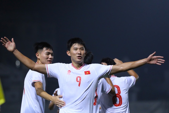 Link xem TRỰC TIẾP U20 Việt Nam vs U20 Guam: Đoàn quân áo đỏ tạo ra "mưa bàn thắng"? - Ảnh 2.