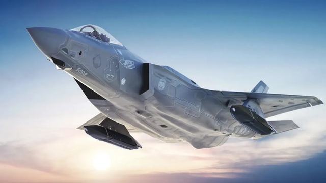 Hổ mọc thêm cánh: F - 35 trang bị tên lửa chống hạm tàng hình AGM - 158 c - Ảnh 2.