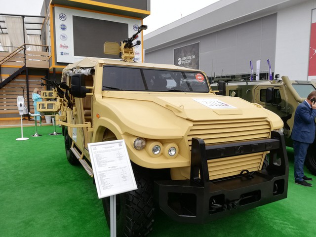 Hỏa lực mạnh trên xe buggy khung gầm Tigr của Quân đội Nga - Ảnh 3. Hỏa lực mạnh trên xe buggy khung gầm Tigr của Quân đội Nga - Ảnh 3.