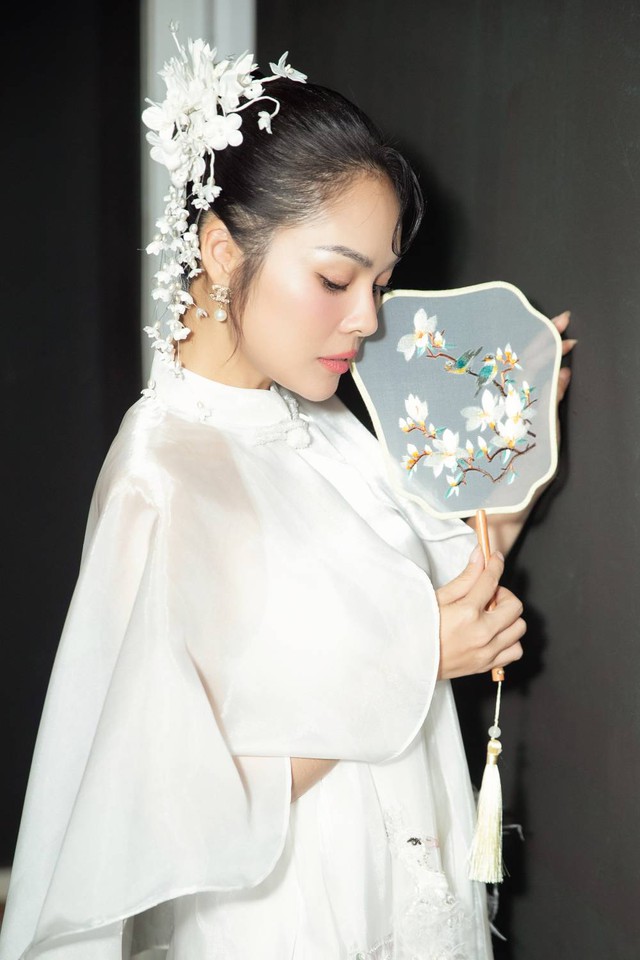 Dương Cẩm Lynh: "Nhiều năm qua, tôi không nghĩ tới người đàn ông nào" - Ảnh 3. Dương Cẩm Lynh: "Nhiều năm qua, tôi không nghĩ tới người đàn ông nào" - Ảnh 3.