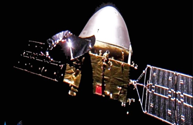 Tàu thăm dò Trung Quốc selfie cùng Trái đất từ 43 triệu km, chuyên gia nói: Bước ngoặt khẳng định vị thế- Ảnh 4.