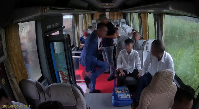 Vụ chú rể và bố lao vào đánh tài xế vì bị từ chối chở đi đón dâu: Nhà trai lên tiếng- Ảnh 1.