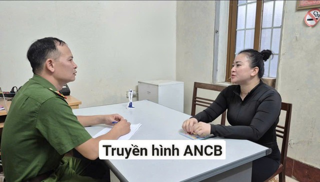 Hoàng Thị Duyên sinh năm 1988 ra đầu thú- Ảnh 1. Hoàng Thị Duyên sinh năm 1988 ra đầu thú- Ảnh 1.