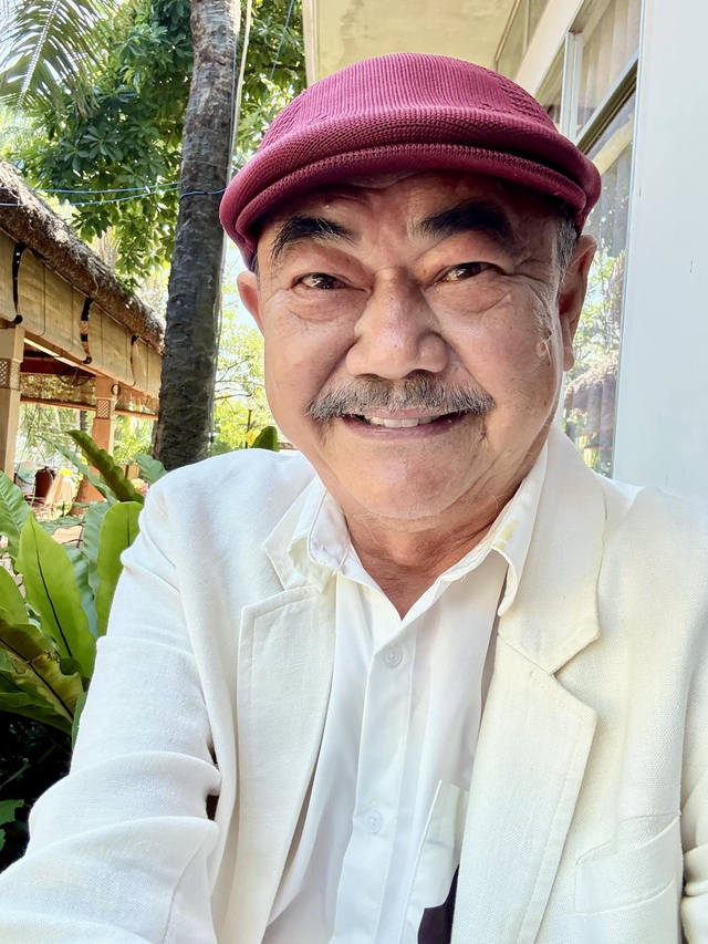 Nam NSND cả nước biết mặt: U70 vừa kết hôn với vợ 2 gợi cảm, kém 36 tuổi là ai?- Ảnh 3.