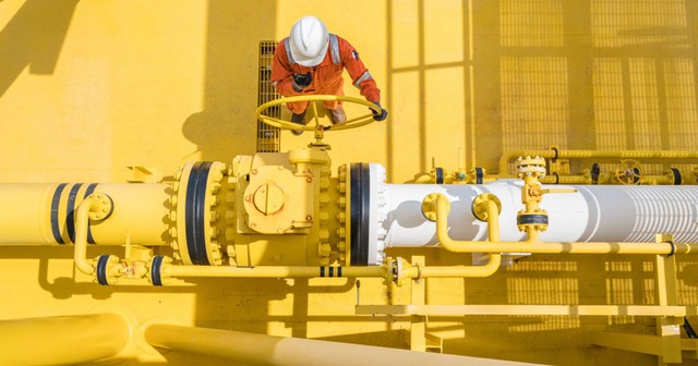 Cú bắt tay xuyên lục địa: Việt Nam sắp nắm công nghệ khai thác LNG từ "đế chế xuất khẩu số 1 hành tinh" - Ảnh 2. Cú bắt tay xuyên lục địa: Việt Nam sắp nắm công nghệ khai thác LNG từ "đế chế xuất khẩu số 1 hành tinh" - Ảnh 2.