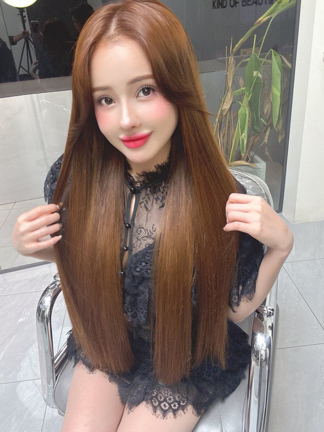 Ngân 98 và những cú lộ mặt mộc gây sốc tâm lý- Ảnh 5. Ngân 98 và những cú lộ mặt mộc gây sốc tâm lý- Ảnh 5.