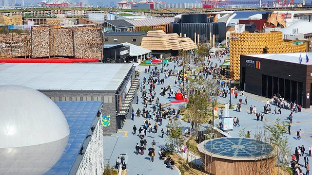 Cảnh tượng trên bầu trời Nhật Bản khiến nhiều người xem bật khóc, nhận xét: "Rất lâu nữa mới được xem lại"- Ảnh 4.