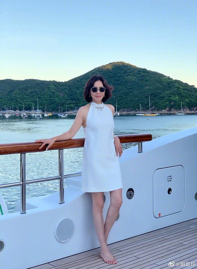 Bị hỏi &ldquo;Sao chưa sinh con&rdquo;, mỹ nh&acirc;n sở hữu khối t&agrave;i sản 2.600 tỷ đồng đ&aacute;p thẳng: &ldquo;V&igrave; t&ocirc;i kh&ocirc;ng th&iacute;ch&rdquo;- Ảnh 4.