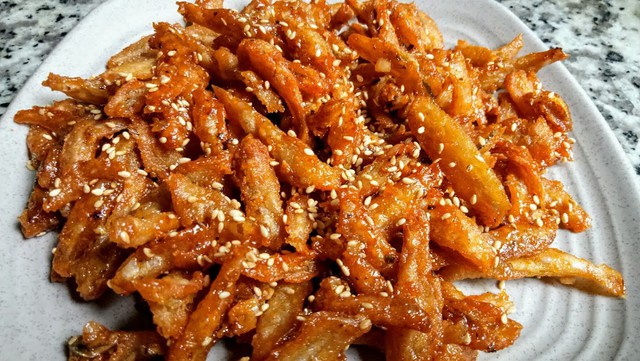 Loại cá được mệnh danh là "thức ăn cho cơm nhà nghèo", giá chỉ 10.000đ/kg, mình nhỏ nhưng cực nhiều chất- Ảnh 6.