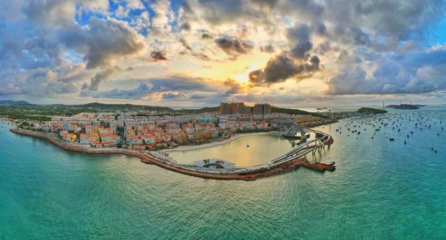 Vượt qua Maldives và Bali, đại diện Việt Nam lọt top 3 hòn đảo đẹp nhất thế giới: Cán đích số 1 châu Á!- Ảnh 2. Vượt qua Maldives và Bali, đại diện Việt Nam lọt top 3 hòn đảo đẹp nhất thế giới: Cán đích số 1 châu Á!- Ảnh 2.