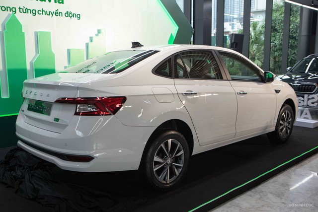 Ở Việt Nam có xe to hơn Vios ăn xăng 5,4L/100km, bảo hành 5 năm, 'ngập' công nghệ mà giá ngang Morning- Ảnh 2.