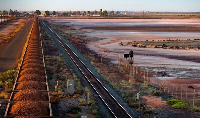 Khám phá đoàn tàu chở hàng dài nhất và nặng nhất thế giới- Ảnh 2. Khám phá đoàn tàu chở hàng dài nhất và nặng nhất thế giới- Ảnh 2.