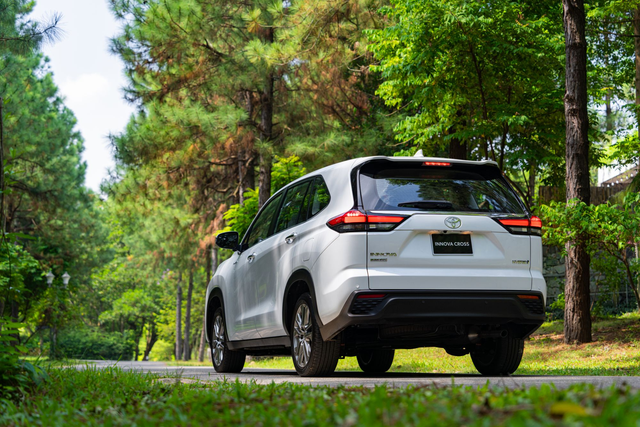 Đấu Limo Green, Toyota mang về Việt Nam xe Innova mới: Thiết kế không đổi nhưng giá rẻ hơn cả trăm triệu- Ảnh 3.
