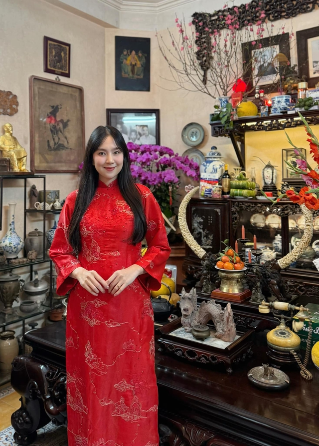 Nữ MC VTV đình đám đang sống trong lâu đài của nhà chồng ở Bắc Ninh là ai?- Ảnh 4. Nữ MC VTV đình đám đang sống trong lâu đài của nhà chồng ở Bắc Ninh là ai?- Ảnh 4.