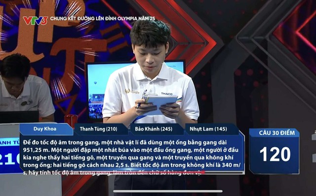 Sơ suất nhỏ khiến thí sinh gục đầu, ôm mặt tiếc nuối tại sân khấu trận chung kết Olympia 2025- Ảnh 1. Sơ suất nhỏ khiến thí sinh gục đầu, ôm mặt tiếc nuối tại sân khấu trận chung kết Olympia 2025- Ảnh 1.