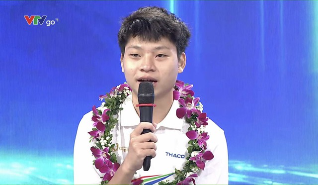 Sơ suất nhỏ khiến thí sinh gục đầu, ôm mặt tiếc nuối tại sân khấu trận chung kết Olympia 2025- Ảnh 4. Sơ suất nhỏ khiến thí sinh gục đầu, ôm mặt tiếc nuối tại sân khấu trận chung kết Olympia 2025- Ảnh 4.