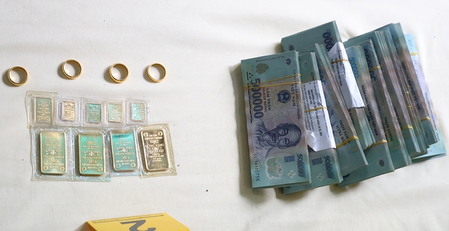 Nguyễn Thị Bích Thùy trộm rất nhiều tiền, vàng của cô chồng- Ảnh 2.