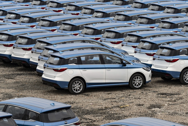 Xe điện hết được ưu tiên ở Trung Quốc- Ảnh 1.