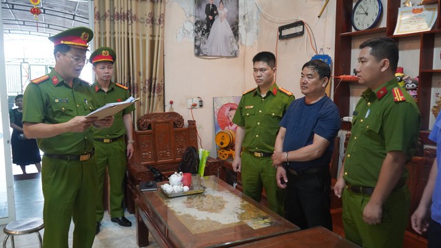 Bắt tạm giam, khám xét nơi ở của Nguyễn Văn Trình- Ảnh 2. Bắt tạm giam, khám xét nơi ở của Nguyễn Văn Trình- Ảnh 2.