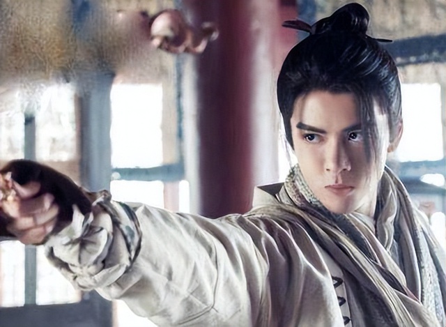 Cao thủ mạnh nhất trong các tác phẩm của Kim Dung: Bất bại trước tuổi 20, có học trò đứng trong Ngũ tuyệt- Ảnh 3.