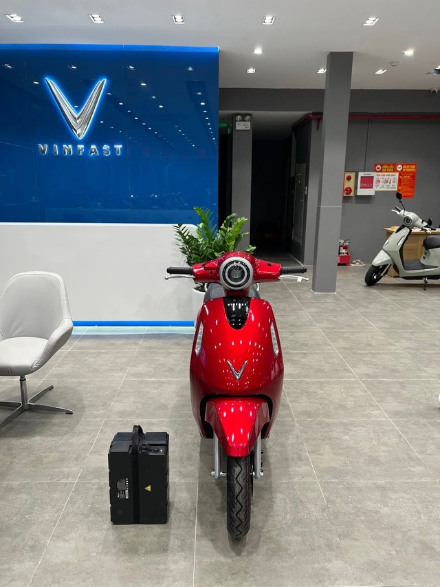 VinFast Evo Grand ồ ạt về đại lý: Cùng khoảng giá 20 triệu đồng, khác gì Evo200 mà nhiều người lăn tăn?- Ảnh 2.