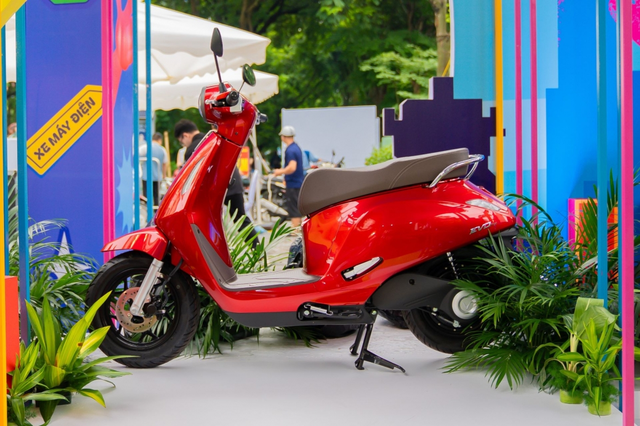 VinFast Evo Grand ồ ạt về đại lý: Cùng khoảng giá 20 triệu đồng, khác gì Evo200 mà nhiều người lăn tăn?- Ảnh 4.